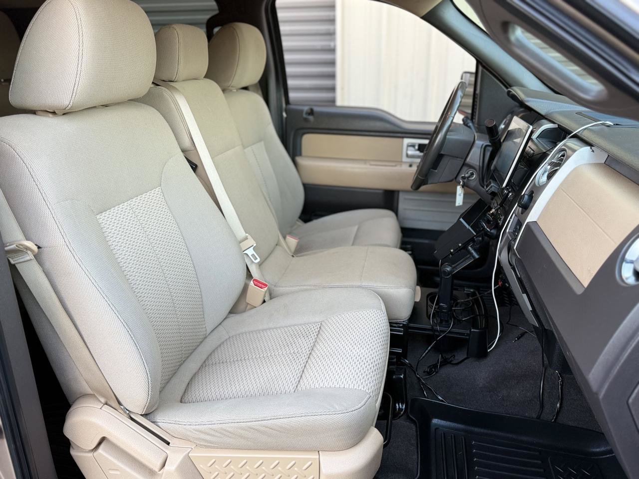 Used 2011 Ford F150 XLT w/ XLT Chrome Pkg AWD/4WD image 17