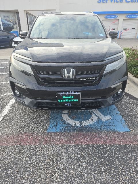 Used 2020 Honda Pilot Black Edition image 2