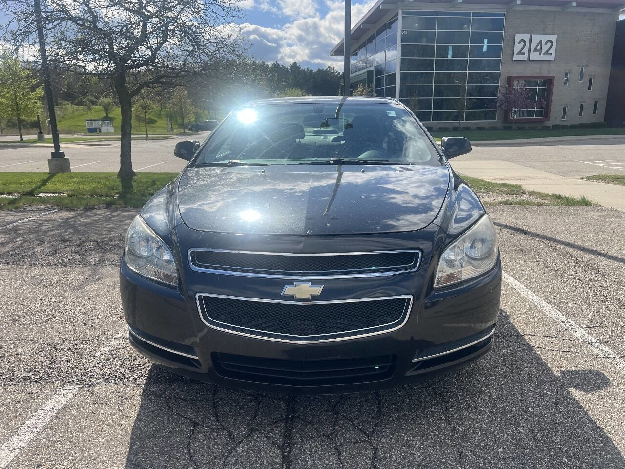 Used 2011 Chevrolet Malibu LT w/ Power Convenience Package FWD image 3