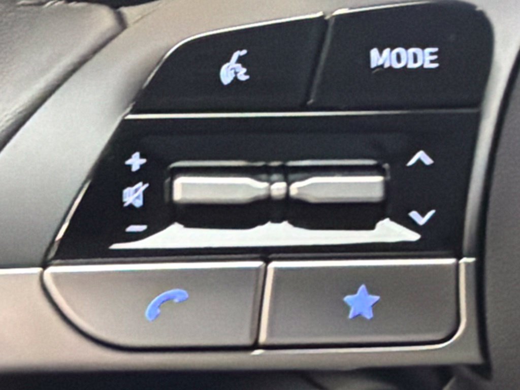 New 2026 Hyundai Elantra SEL Sport FWD image 21