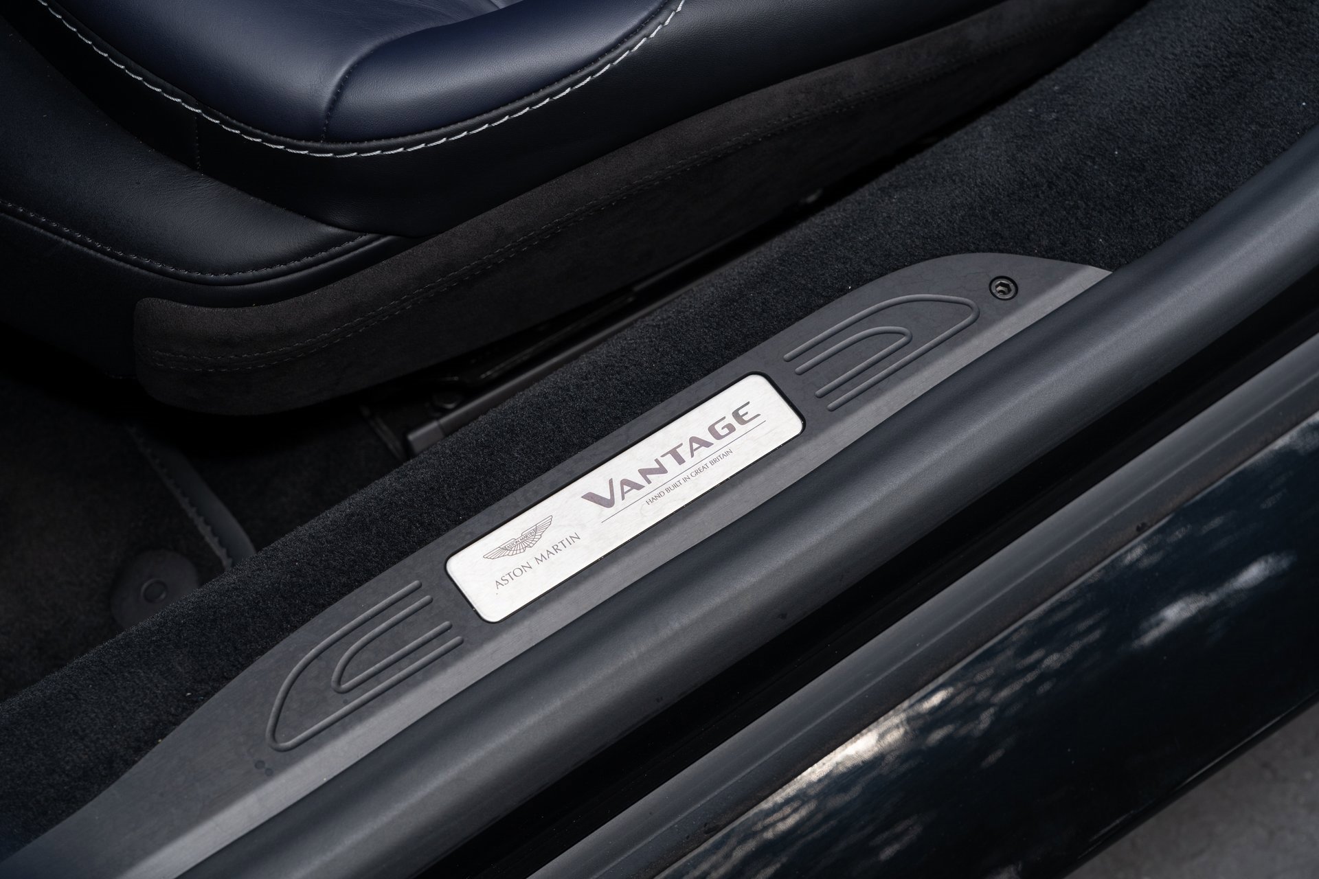 Used 2023 Aston Martin V8 Vantage image 19