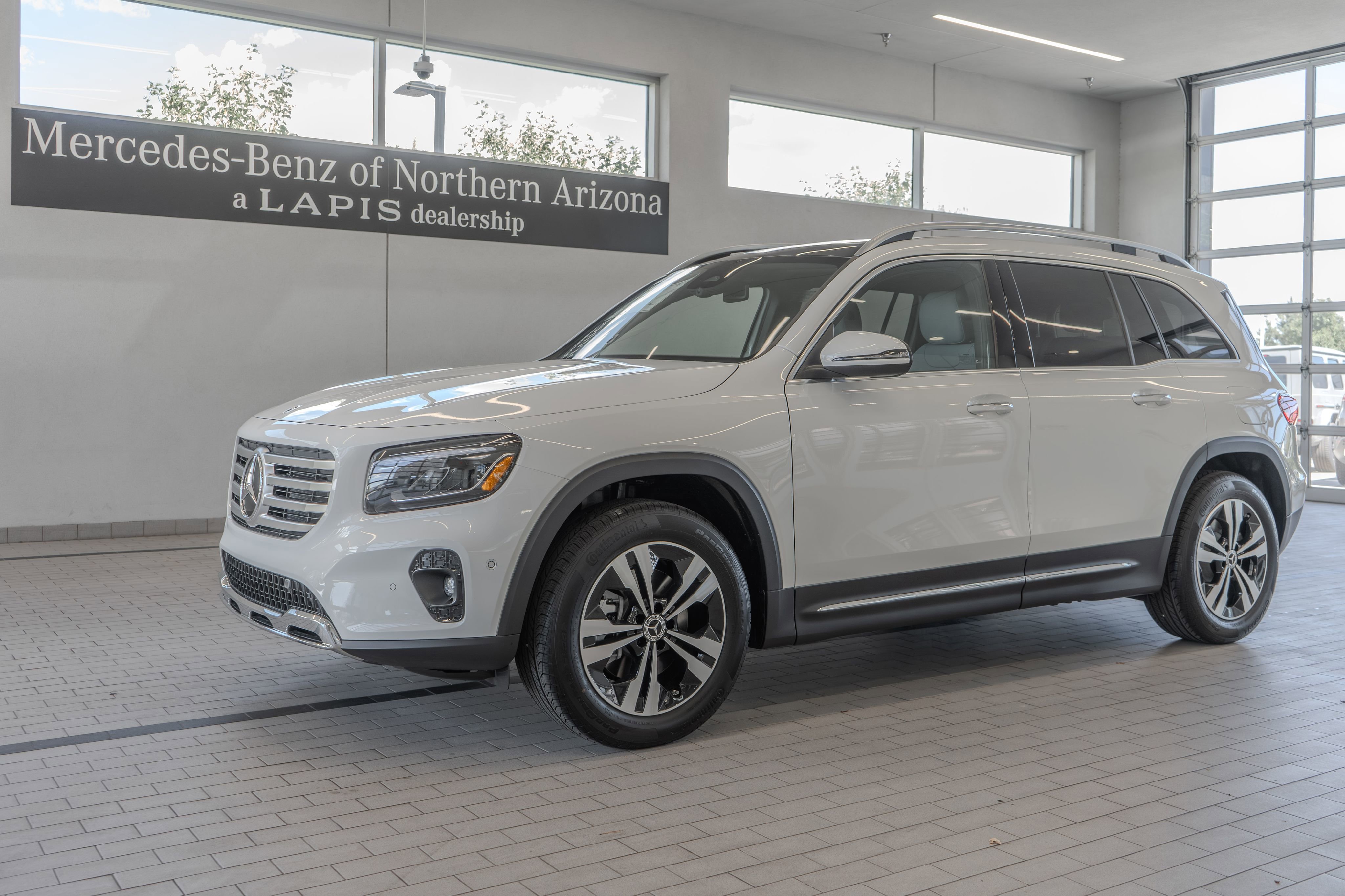 Certified 2026 Mercedes-Benz GLB 250 4MATIC image 3