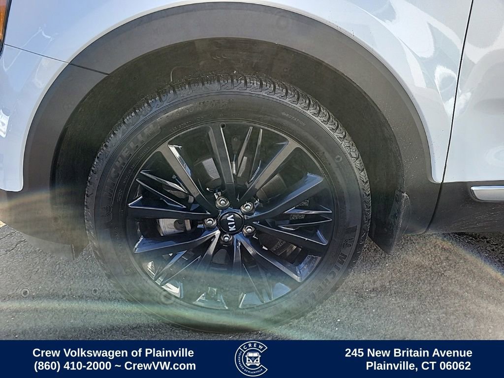 Used 2020 Kia Telluride SX w/ SX Prestige Package image 17