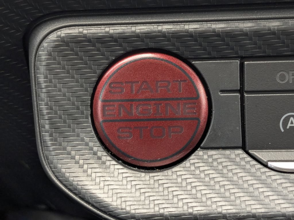 Used 2025 Ford Mustang GT Premium RWD image 37