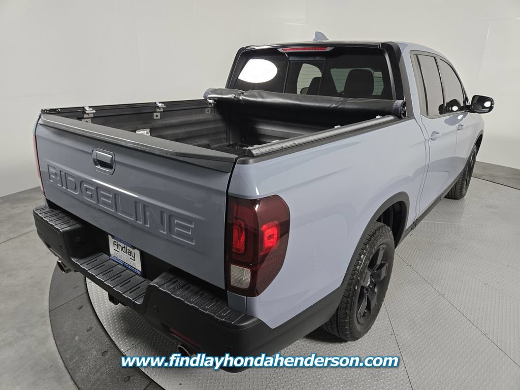 Certified 2024 Honda Ridgeline Black Edition image 6