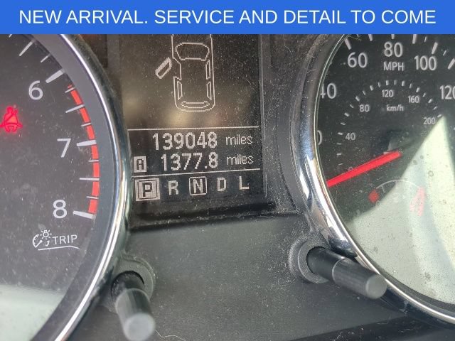 Used 2012 Nissan Rogue SL FWD image 2