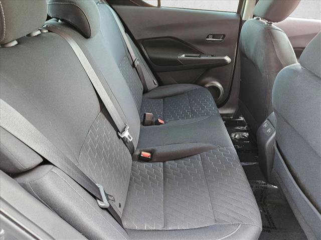 Used 2024 Nissan Kicks SV w/ Interior Electronics Package FWD image 23