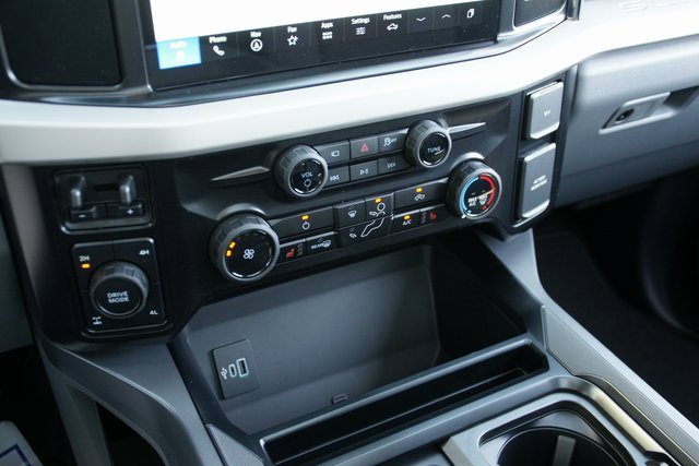 New 2026 Ford F350 XLT image 29