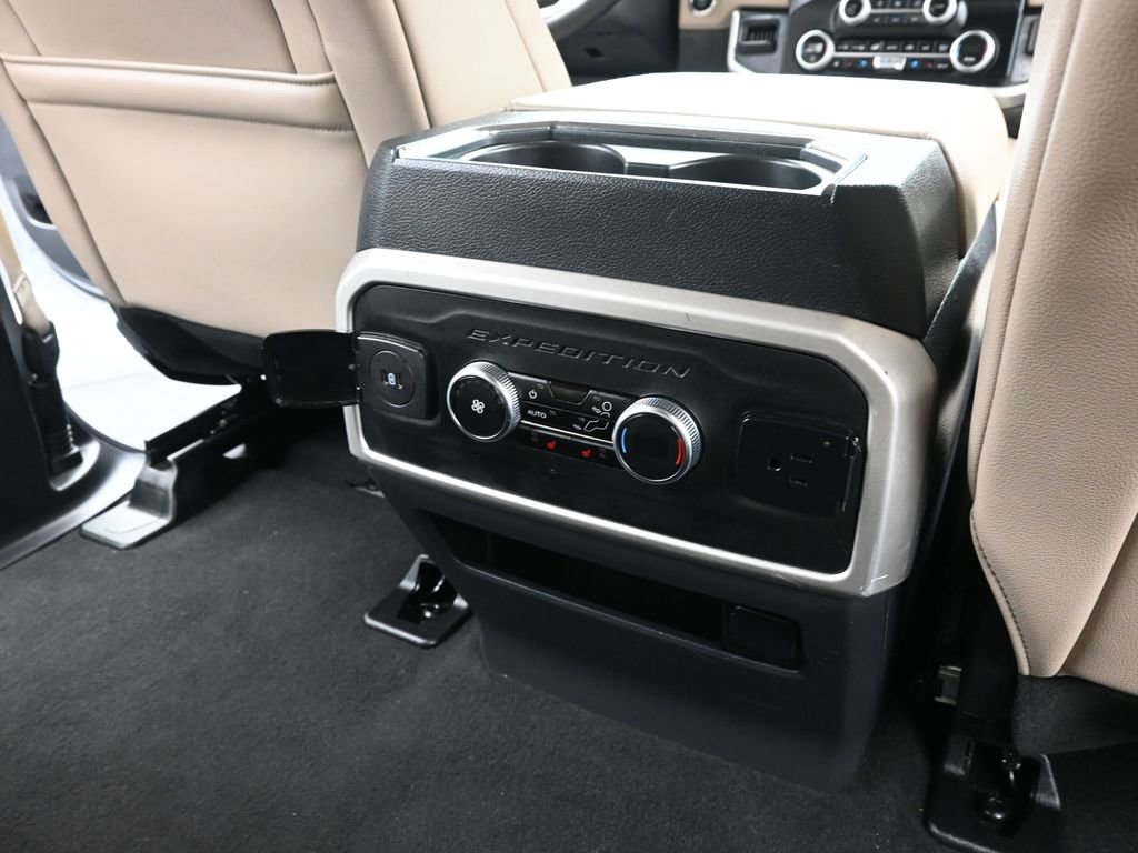 Used 2024 Ford Expedition Max Limited image 17
