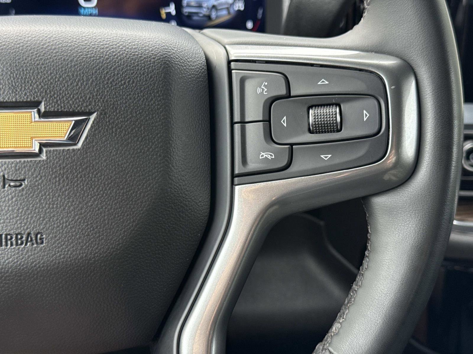 Used 2023 Chevrolet Silverado 1500 LT w/ LPO, Dark Essentials Package AWD/4WD image 6