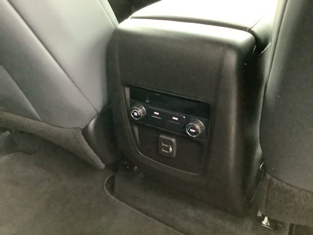 Used 2022 Buick Enclave Essence w/ Sport Touring Edition image 22