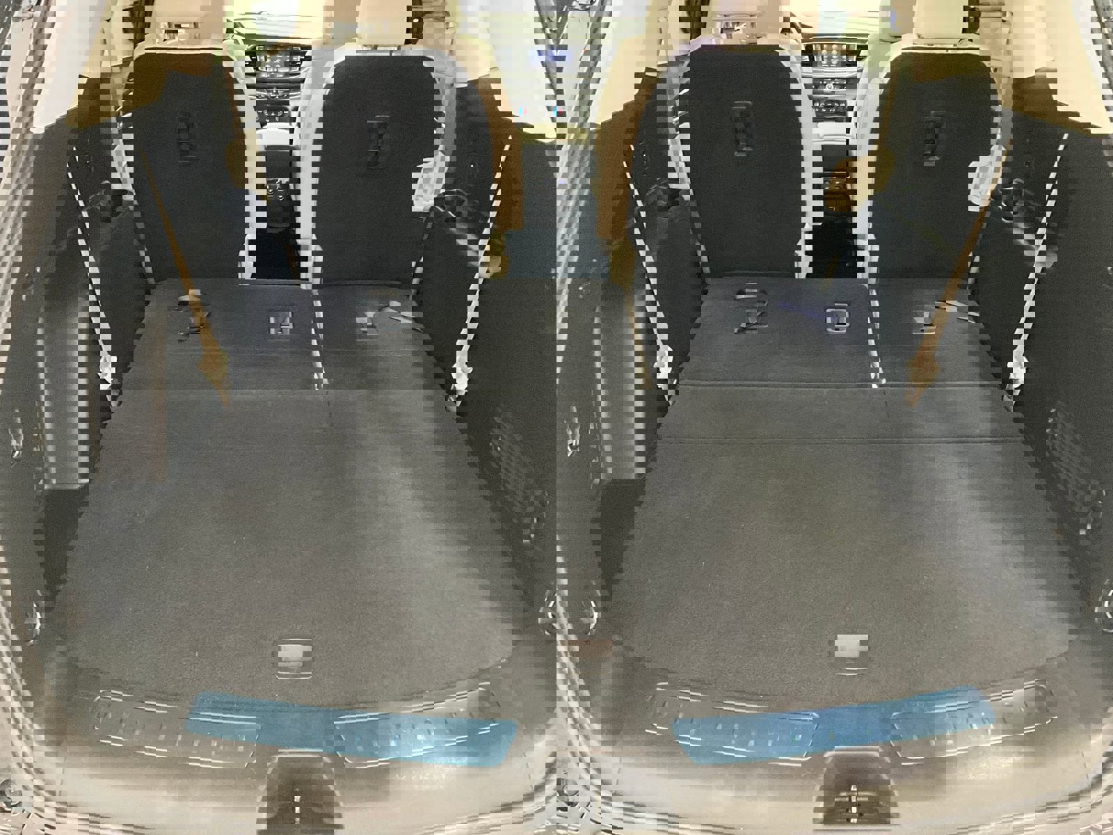 Used 2023 Buick Enclave Essence w/ Experience Buick Package image 21