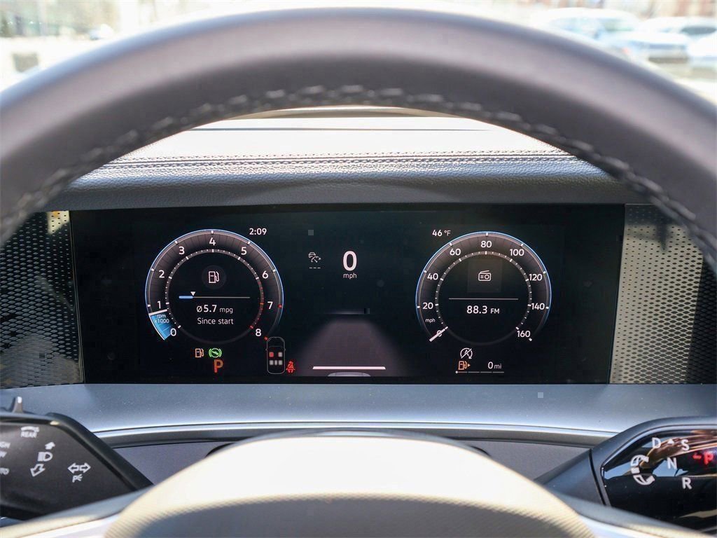 New 2026 Volkswagen Tiguan SE R-Line image 23