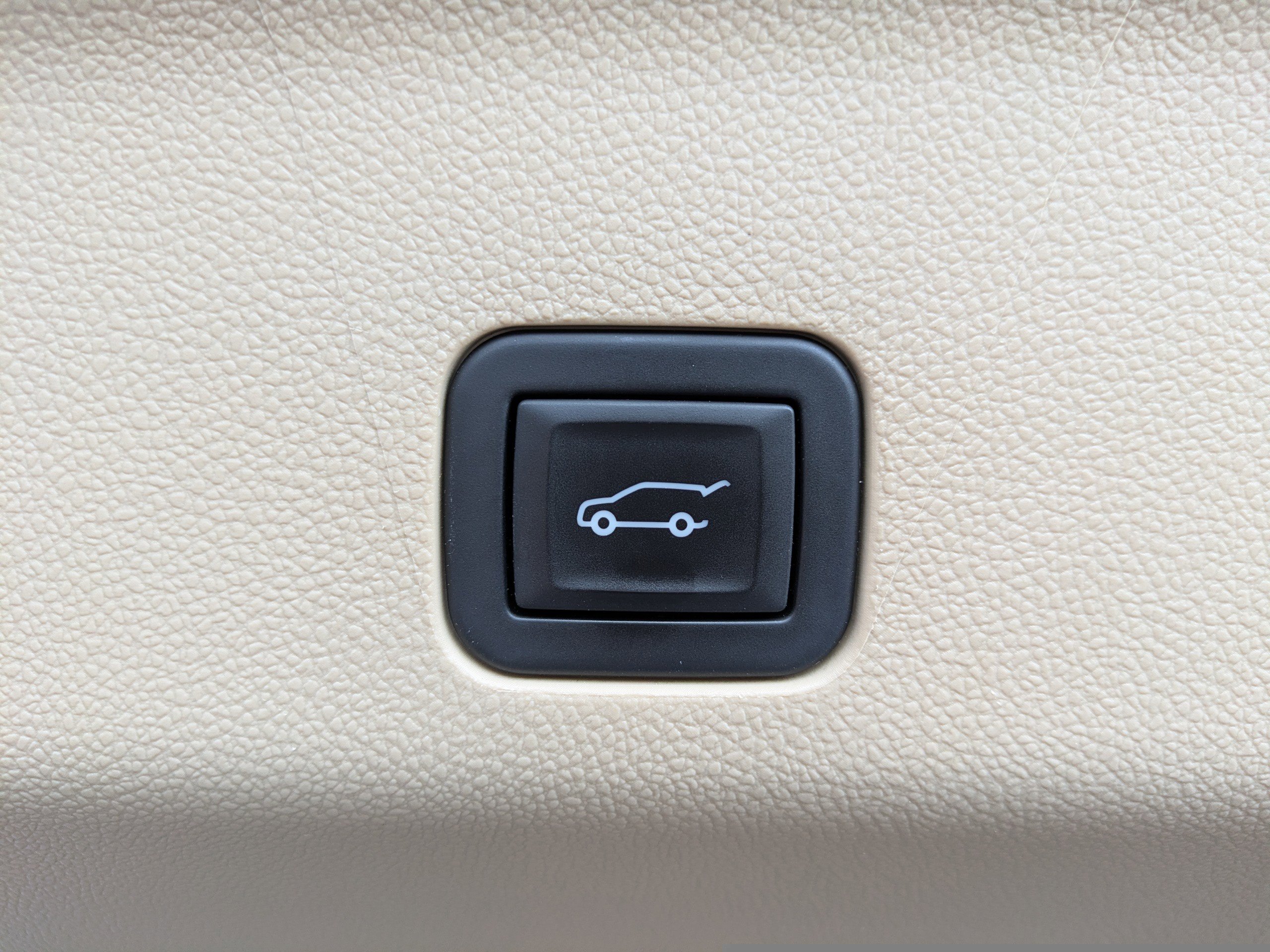 Certified 2023 Cadillac Escalade Premium Luxury image 12