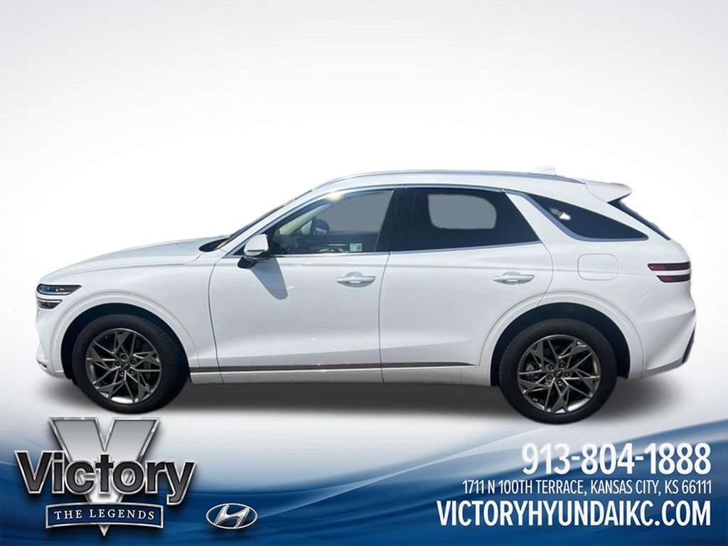 Used 2025 Genesis GV70 2.5T AWD/4WD image 2