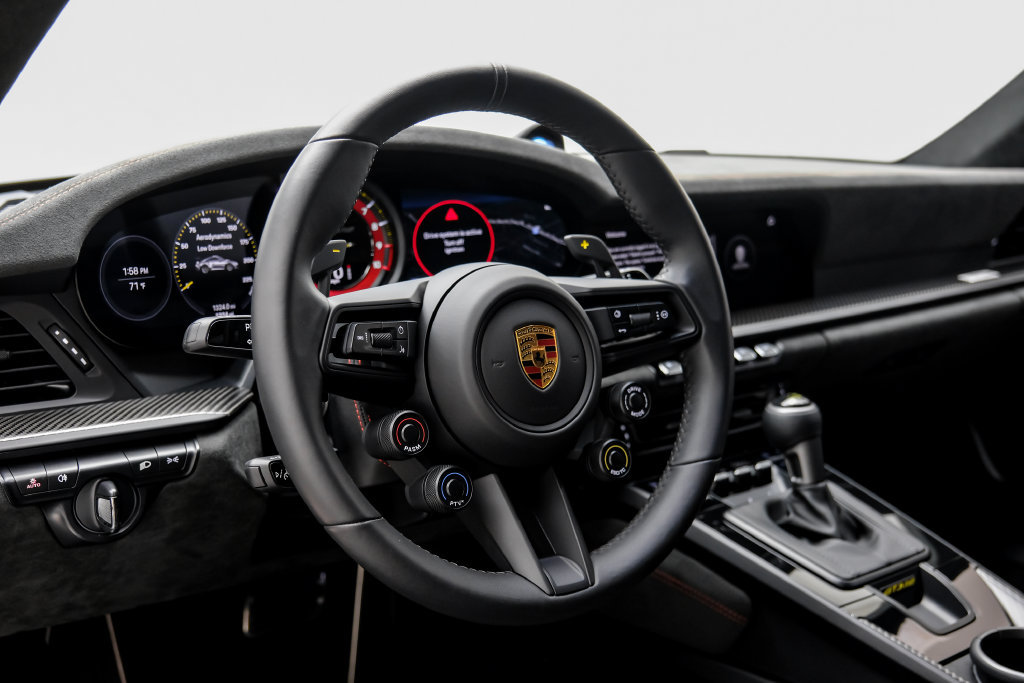 Used 2025 Porsche 911 GT3 RS RWD image 17