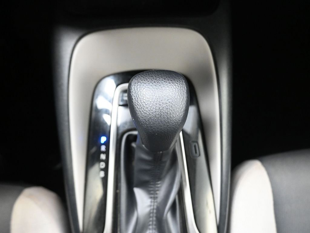 Used 2023 Toyota Corolla LE image 9