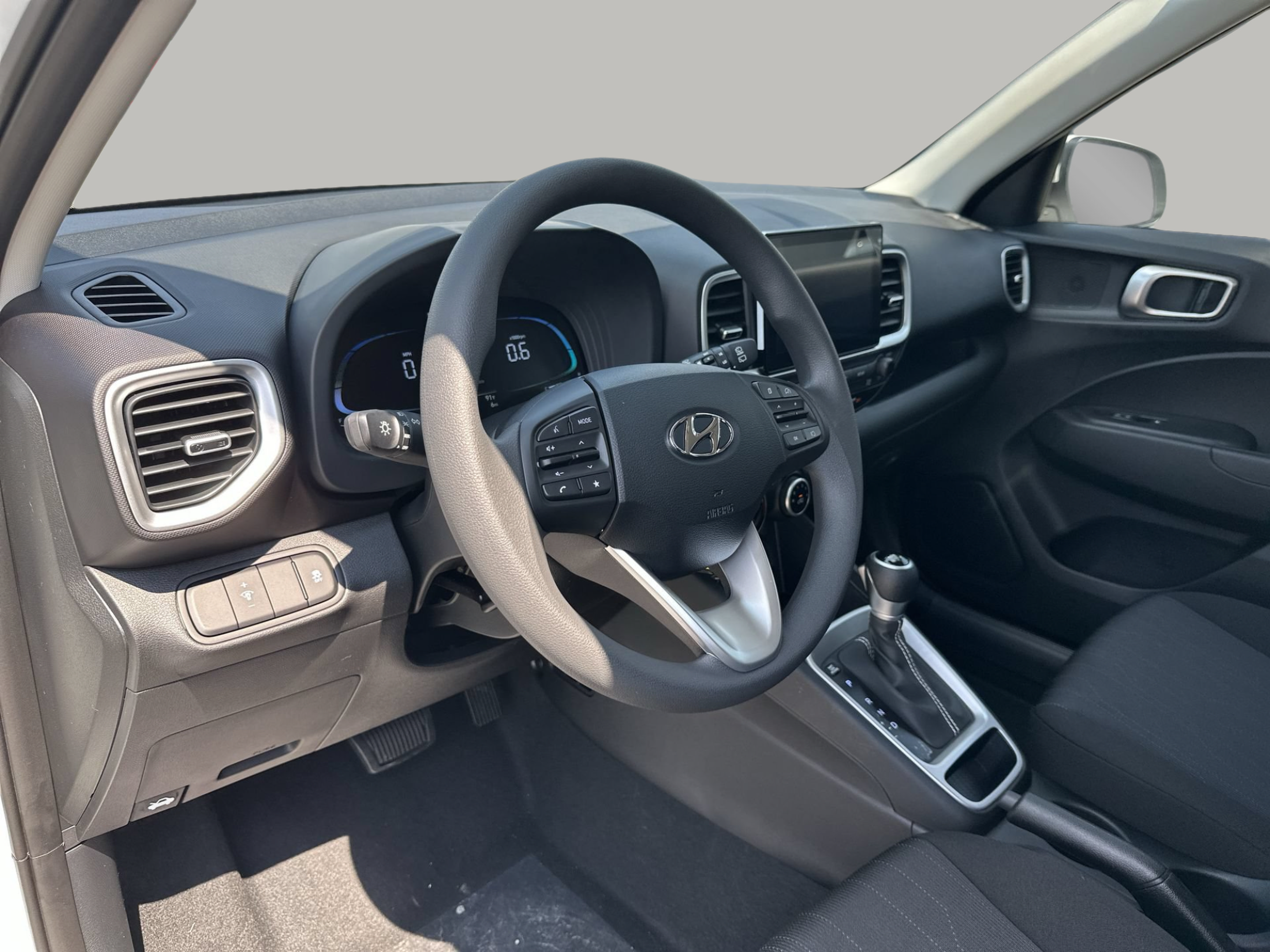New 2026 Hyundai Venue SE FWD image 28