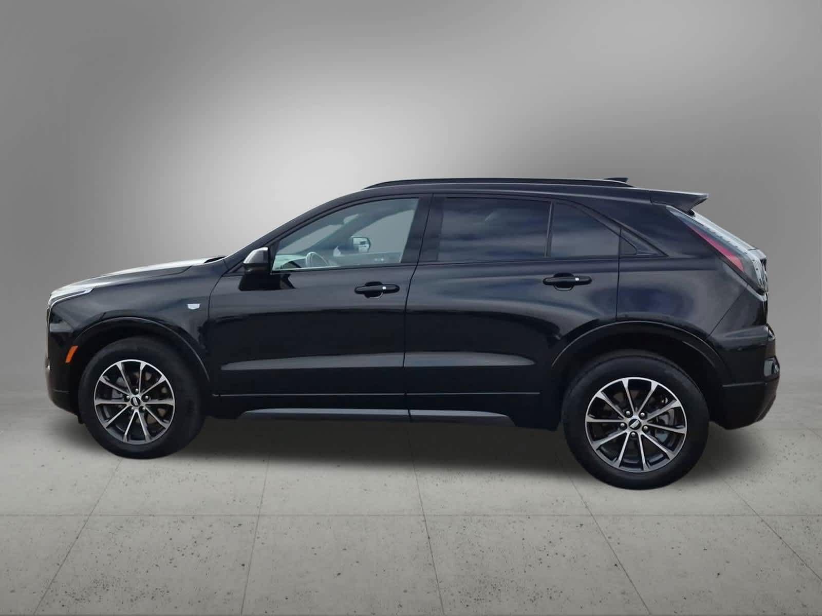 Used 2024 Cadillac XT4 Sport w/ Cold Weather Package AWD/4WD image 3