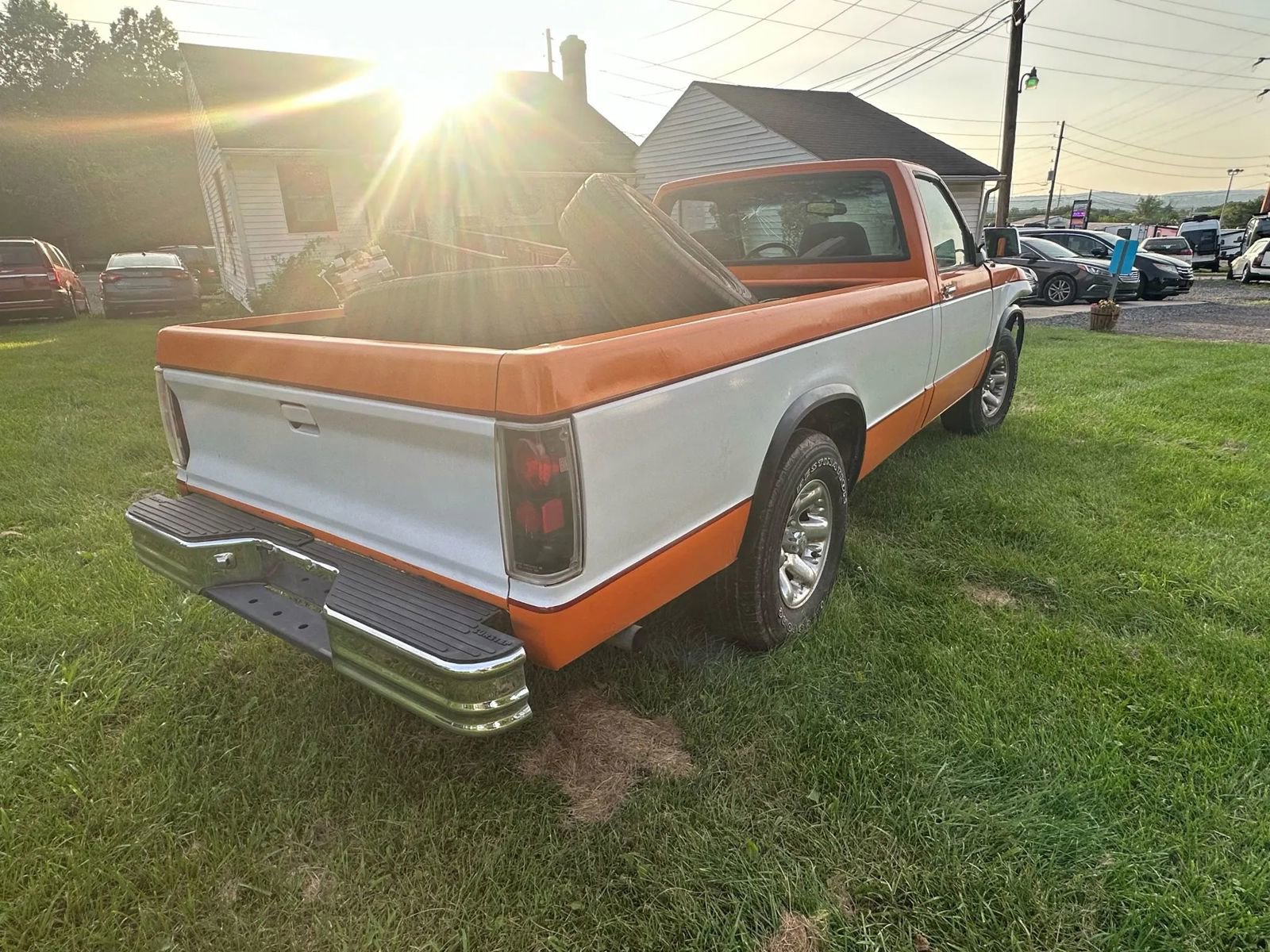Used 1993 GMC Sonoma 2WD Regular Cab image 2