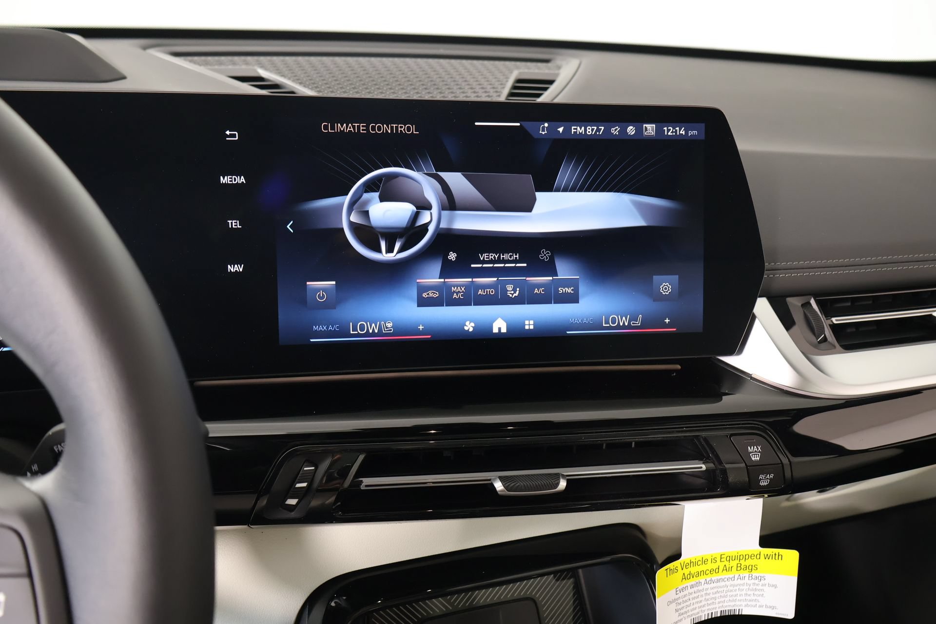 New 2026 BMW X1 xDrive28i w/ Technology Package AWD/4WD image 4