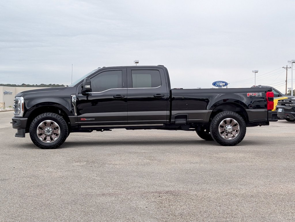 Certified 2024 Ford F350 King Ranch w/ FX4 Off-Road Package AWD/4WD image 5
