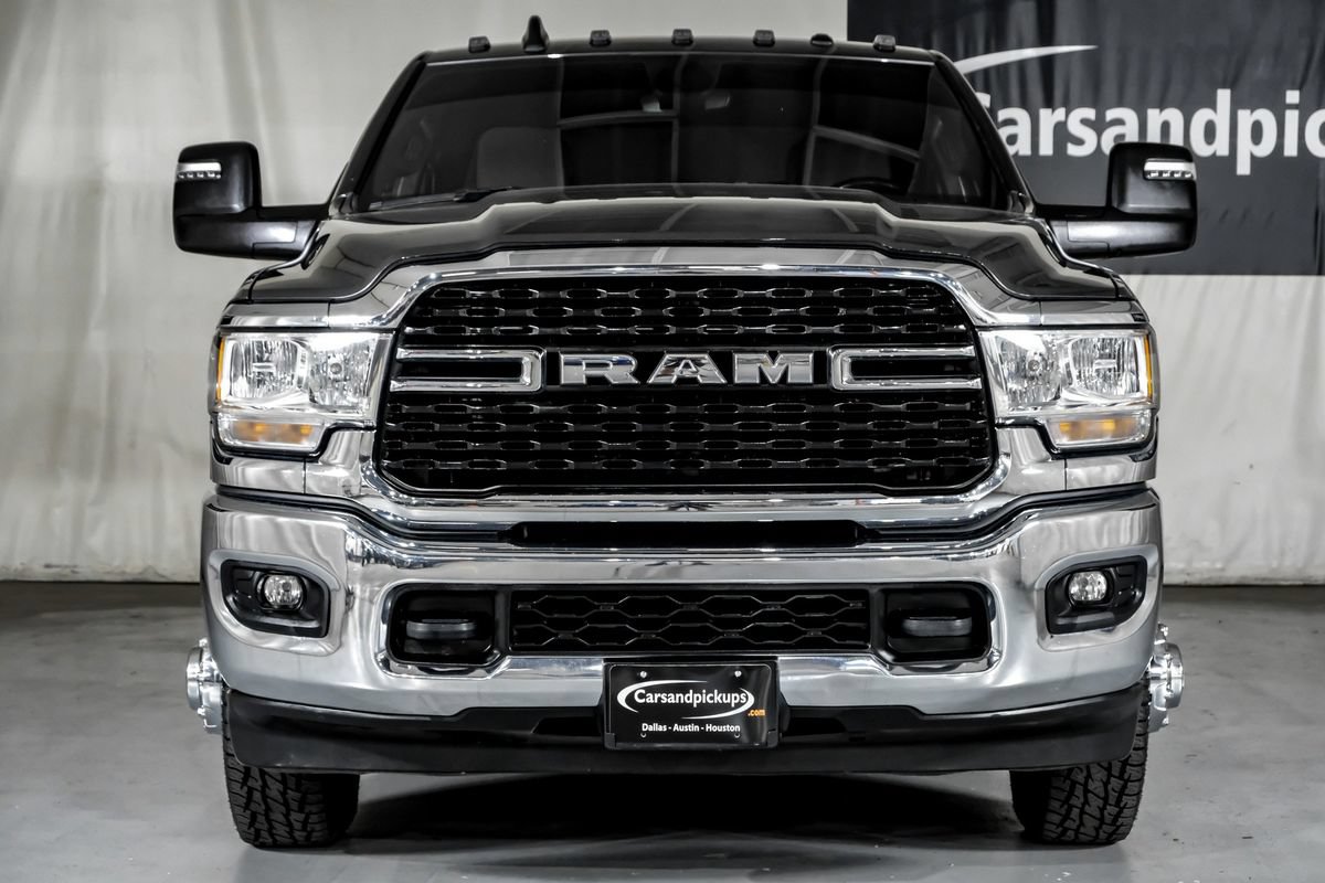 Used 2024 RAM 3500 Big Horn w/ Heated Seats & Wheel Group AWD/4WD image 3