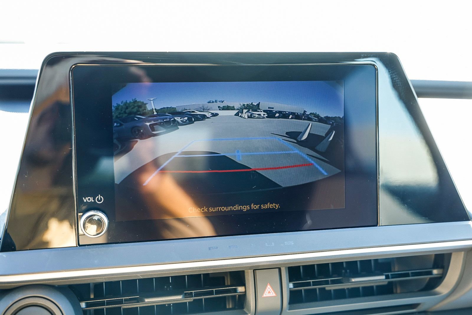 Used 2026 Toyota Prius LE FWD image 23