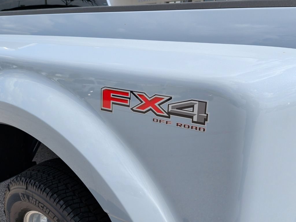 New 2026 Ford F350 Lariat w/ FX4 Off-Road Package AWD/4WD image 46