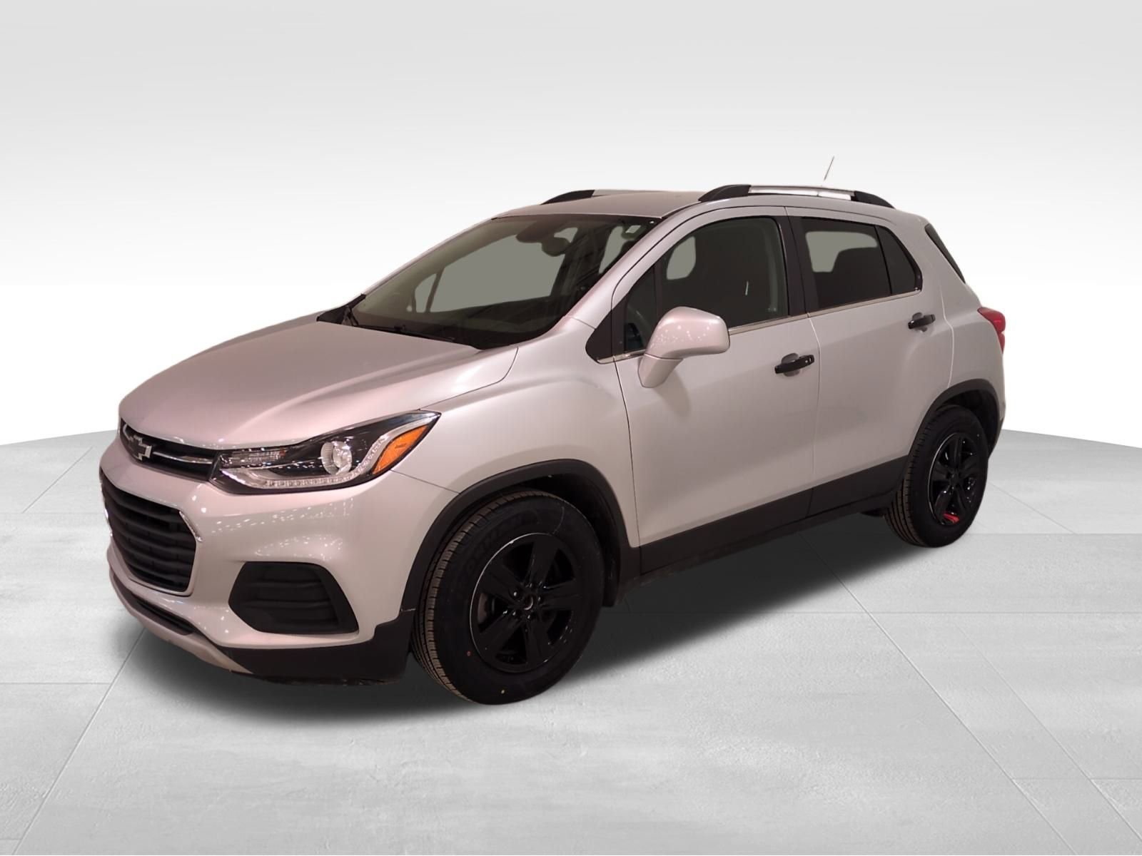 Used 2020 Chevrolet Trax LT w/ LT Convenience Package image 8