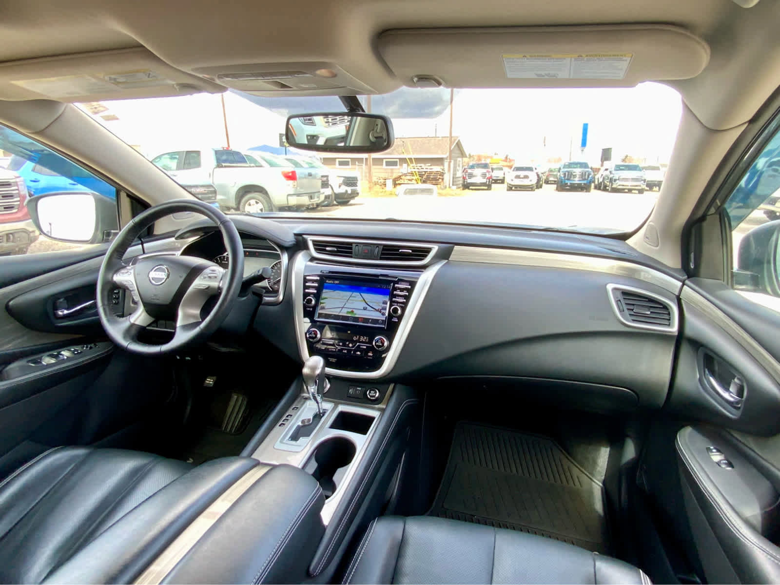 Used 2018 Nissan Murano SV image 33