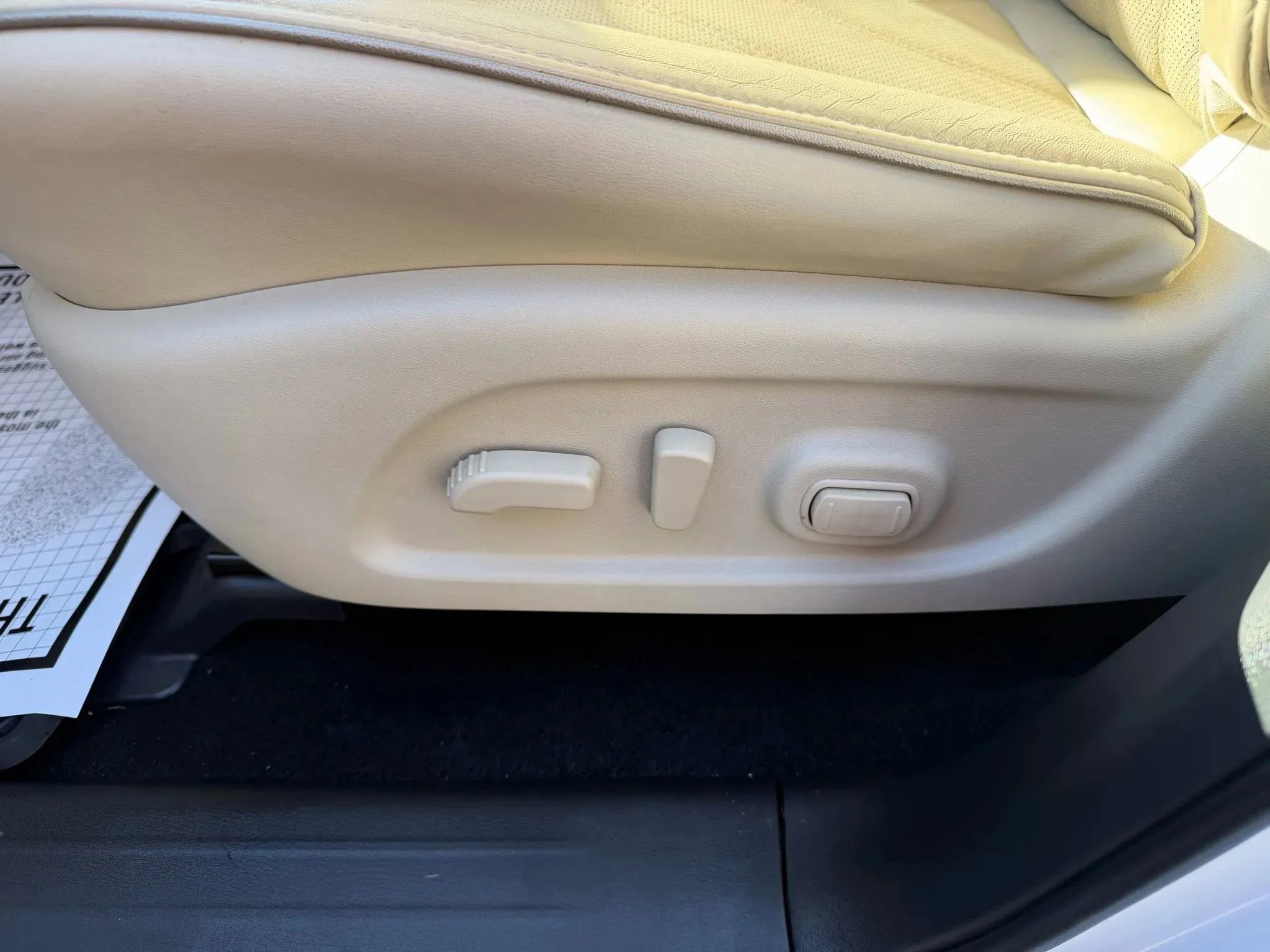 Used 2019 INFINITI QX60 Luxe w/ Essential Package image 45