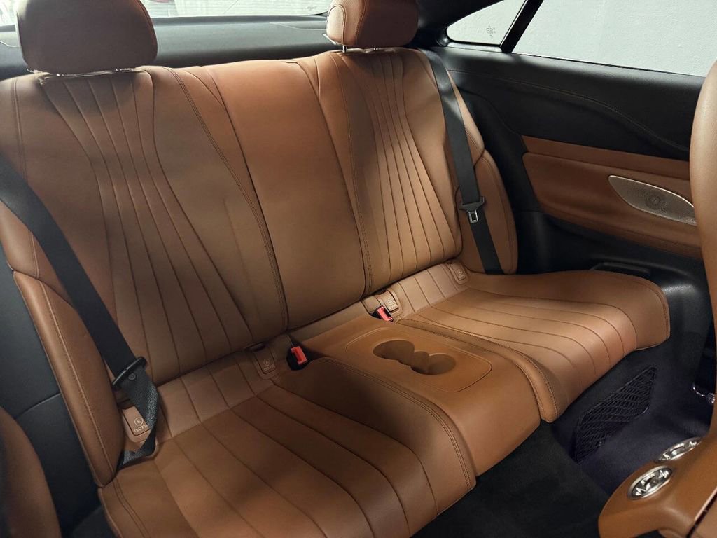 Used 2018 Mercedes-Benz E 400 E 400 image 43