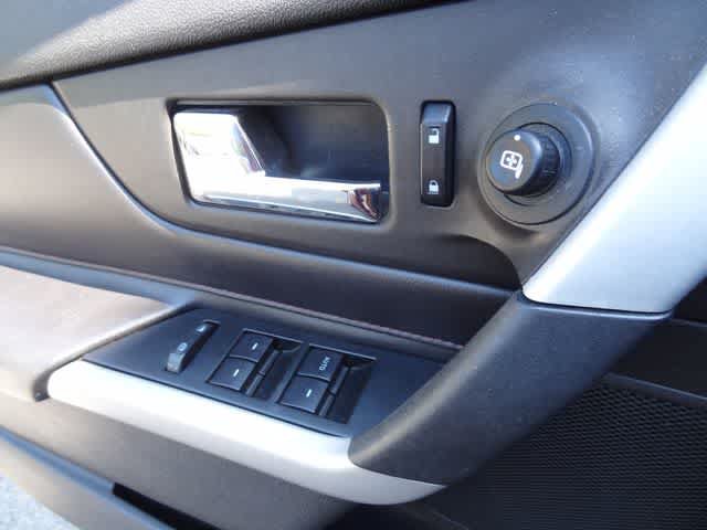 Used 2013 Ford Edge Limited FWD image 16