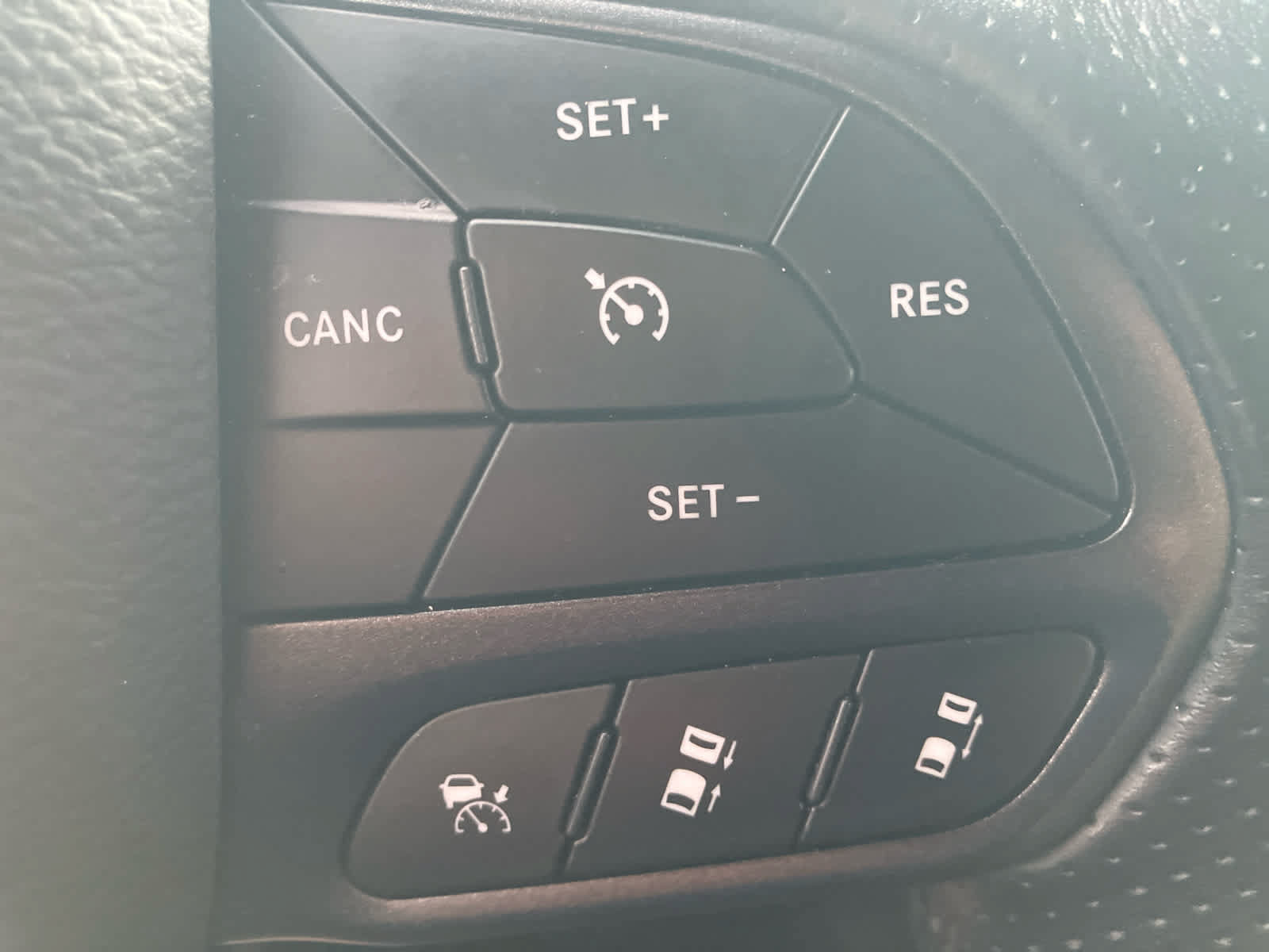 Used 2023 Dodge Durango GT AWD/4WD image 19