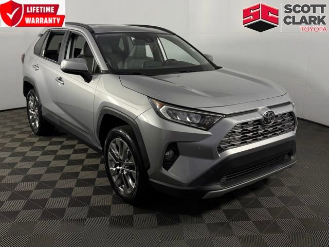 Used 2019 Toyota RAV4 Limited w/ Cold Weather Package FWD image 1