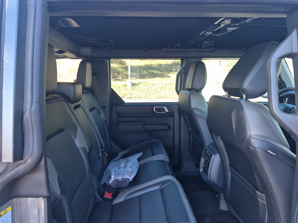 New 2026 Ford Bronco Outer Banks AWD/4WD image 23