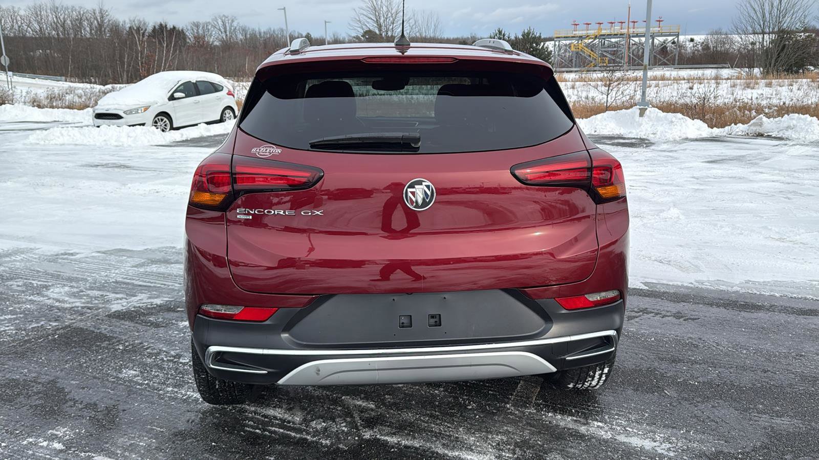 Used 2022 Buick Encore GX Essence w/ Experience Buick Package image 8