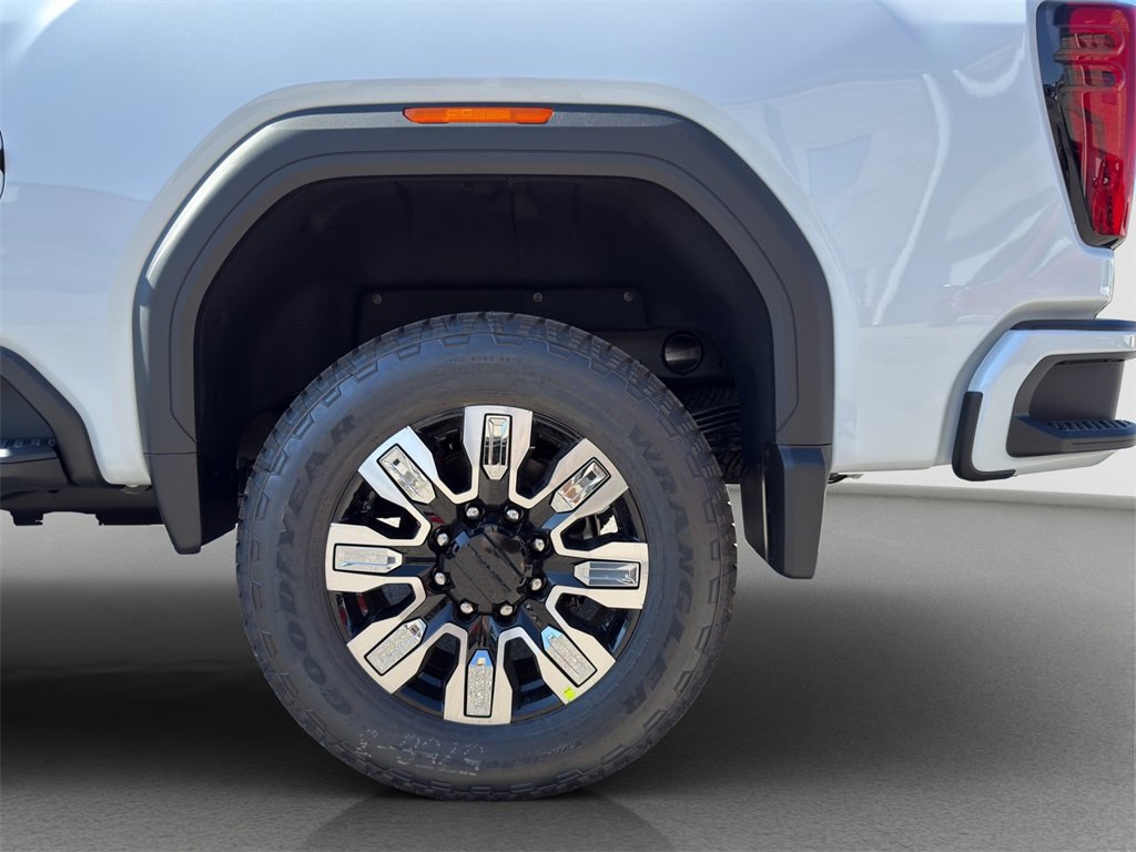 New 2026 GMC Sierra 2500 Denali w/ Denali Reserve Package image 13