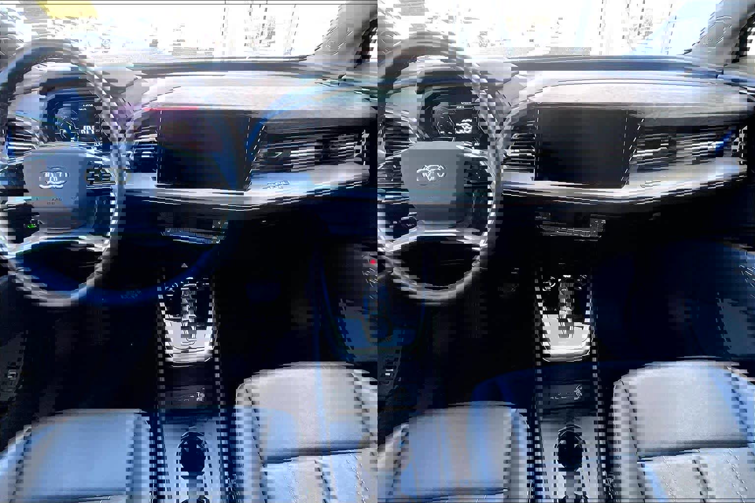 Used 2023 Audi Q4 e-tron Premium Plus image 16