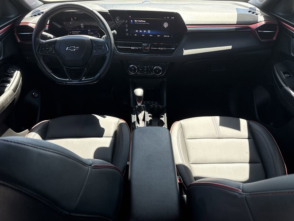 Used 2024 Chevrolet TrailBlazer RS w/ Convenience Package FWD image 23