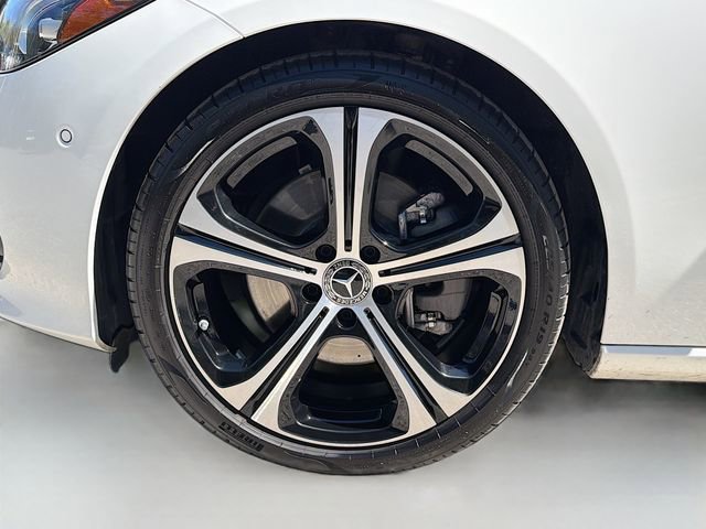 Used 2025 Mercedes-Benz C 300 Sedan image 41