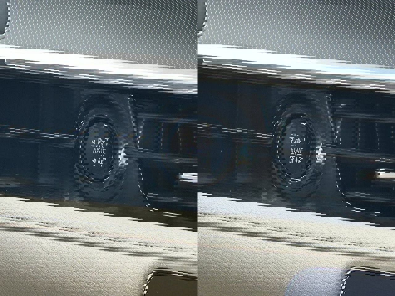 Certified 2025 INFINITI QX80 Pure w/ Cargo Package image 21