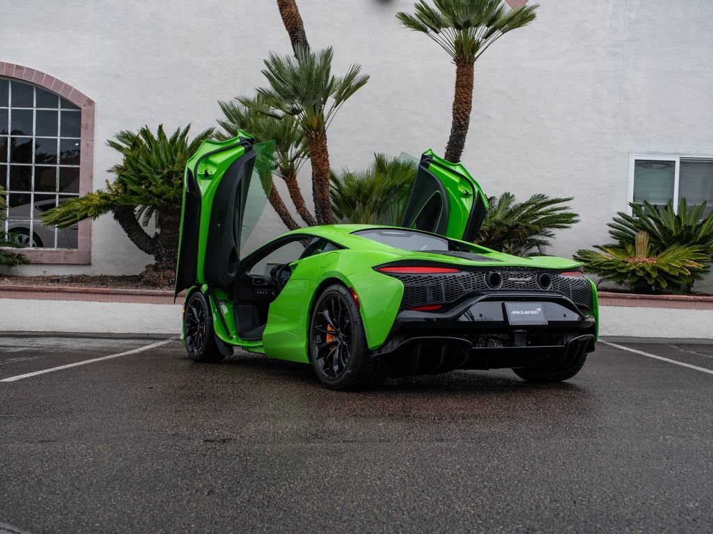 New 2026 McLaren Artura RWD image 34