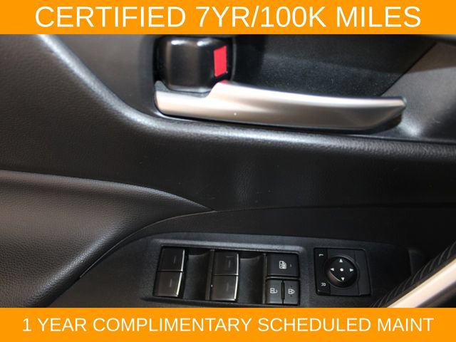 Used 2025 Toyota RAV4 XLE AWD/4WD image 17