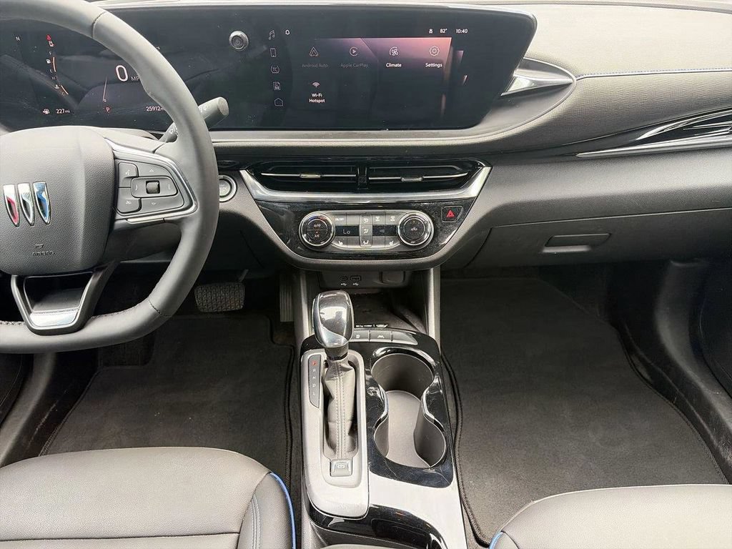 Used 2024 Buick Envista Sport Touring w/ Convenience I Package FWD image 12