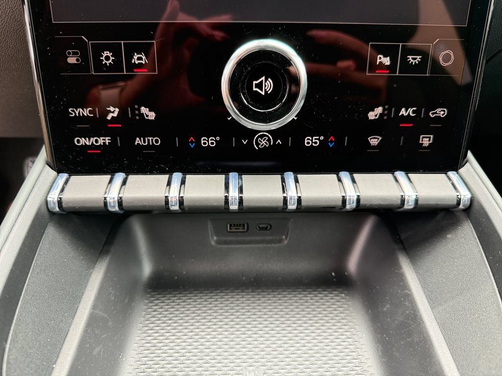 New 2026 GMC Terrain AT4 AWD/4WD image 30