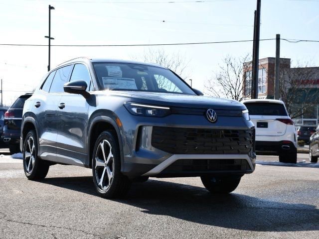 New 2026 Volkswagen Tiguan SE