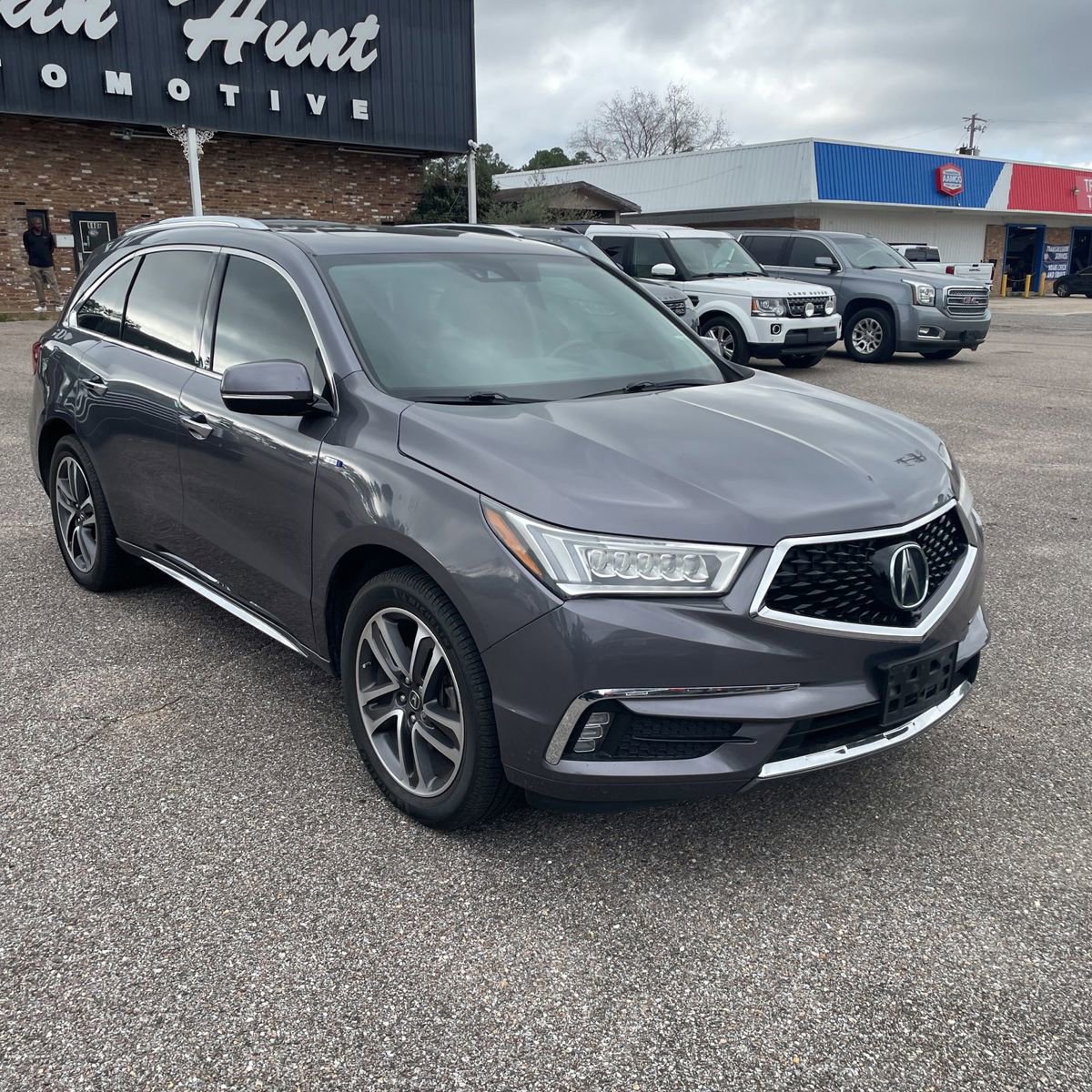 Used 2020 Acura MDX w/ Advance Package image 2
