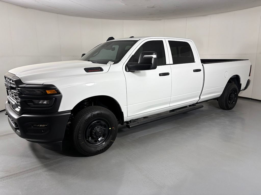 New 2026 RAM 3500 Tradesman AWD/4WD image 5